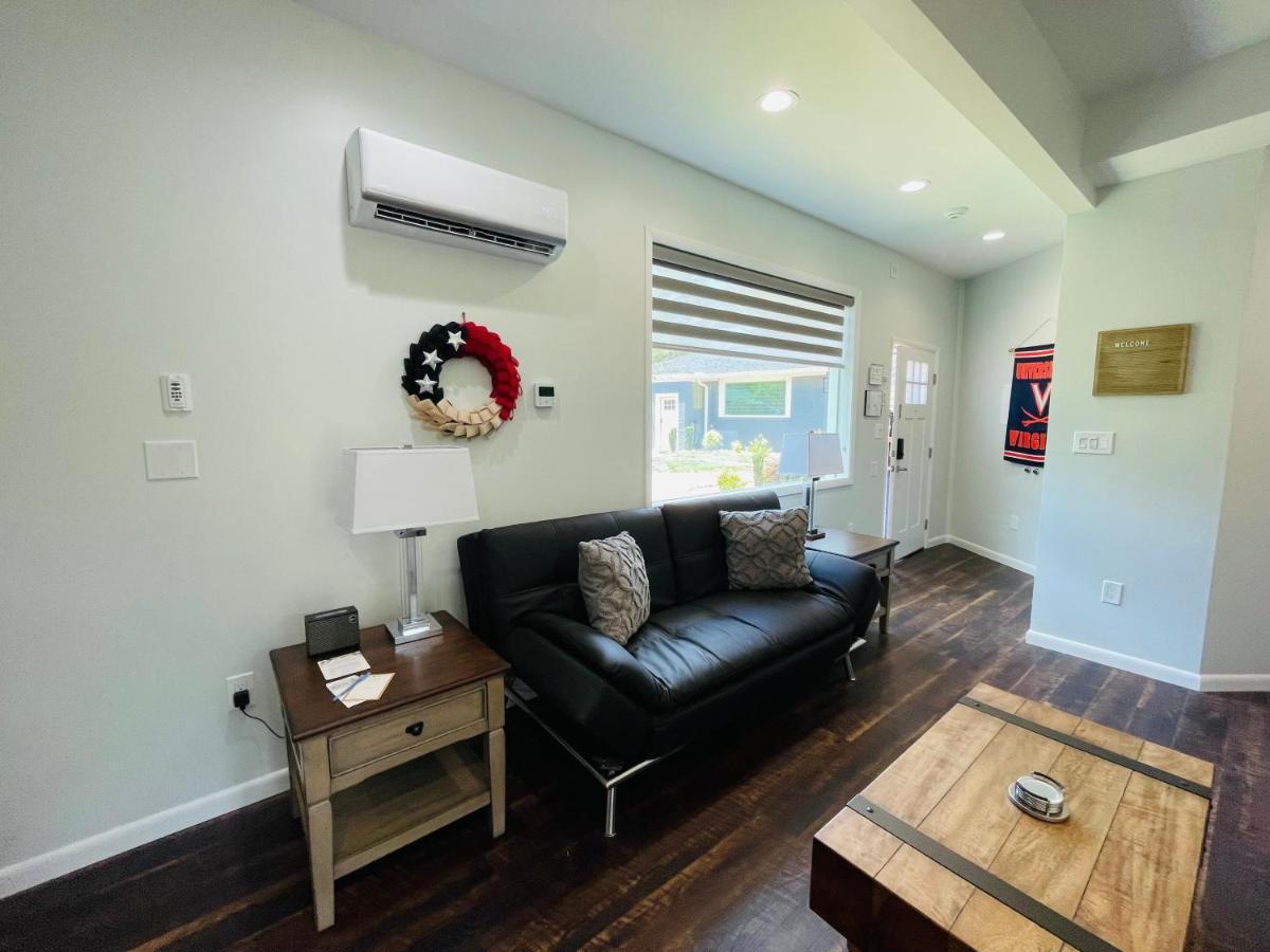 Sonsak - Unit 3 Apartment Шарлотсвил Екстериор снимка